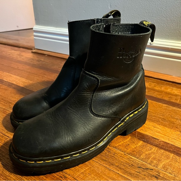 Dr. Martens Black Leather Chelsea Boots - Picture 1 of 4